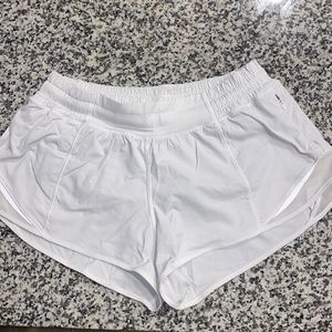 Lululemon Hotty Hot 2.5 Lined Shorts
